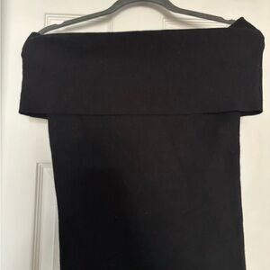 Aritzia/ Wilfred Black Knit off shoulder Top
